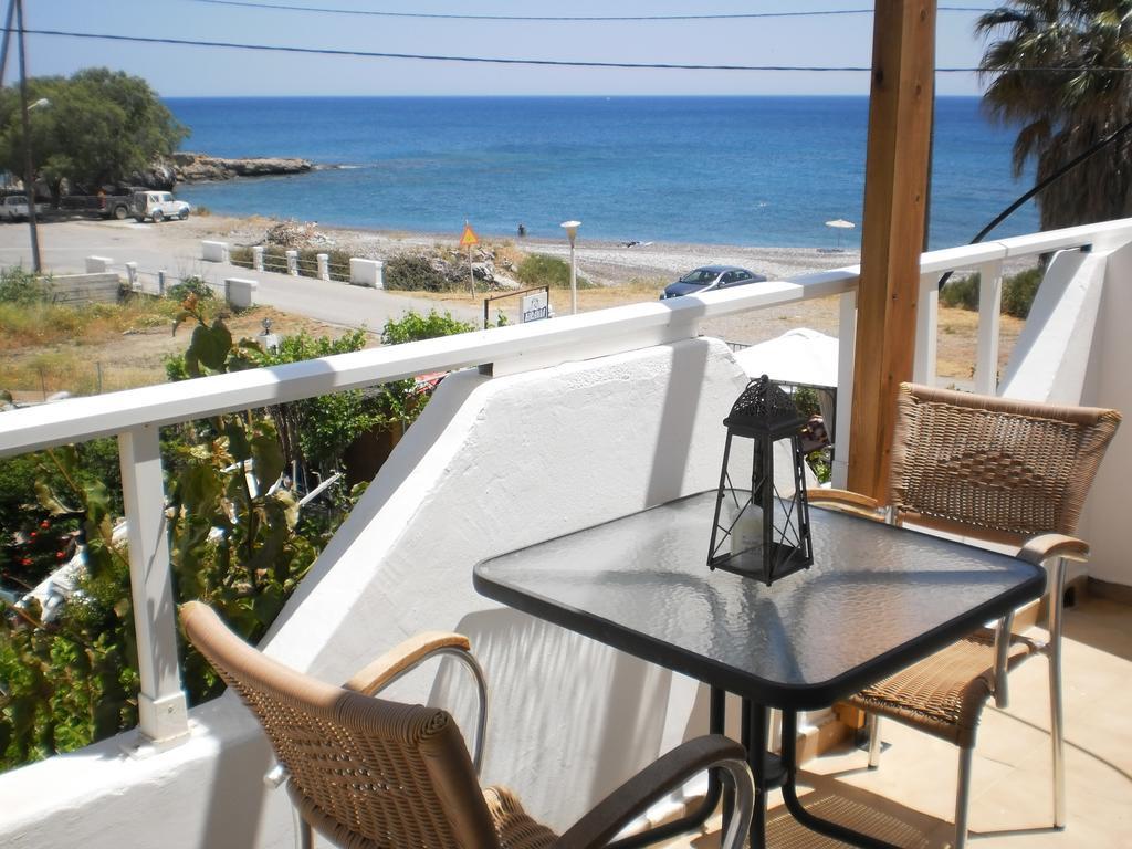 Seaside Studios Kirania 키오타리 객실 사진